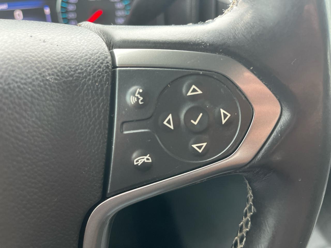 Chevrolet Silverado 1500 4WD Crew Cab 143.5" LT w/2LT 2014