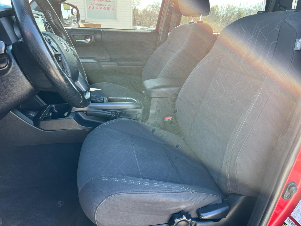 Toyota Tacoma 4WD Double Cab V6 MT TRD Off Road (Natl) 2016