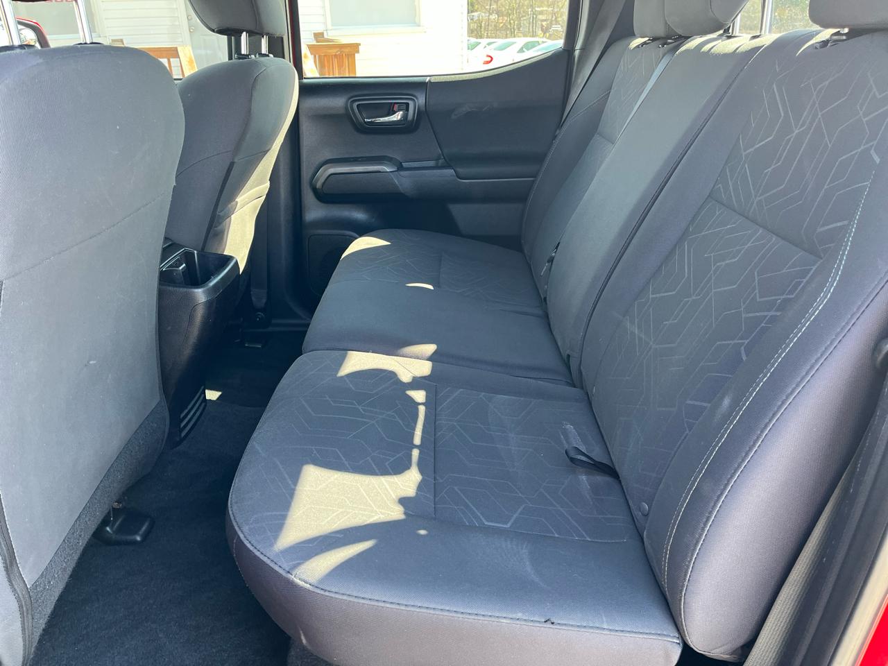 Toyota Tacoma 4WD Double Cab V6 MT TRD Off Road (Natl) 2016