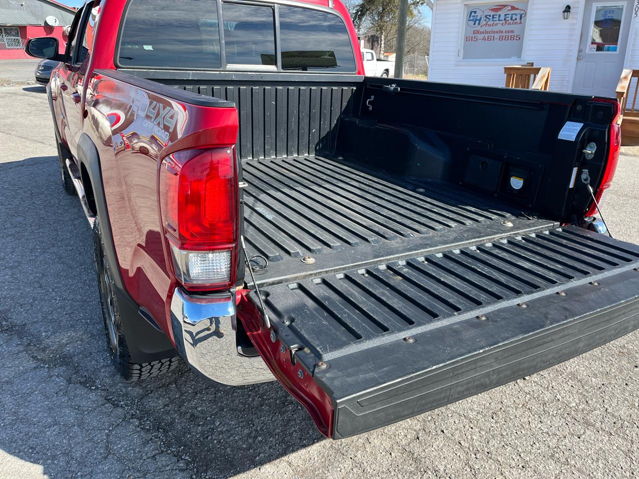 Toyota Tacoma 4WD Double Cab V6 MT TRD Off Road (Natl) 2016