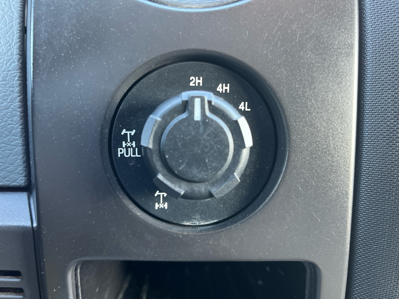 Ford F-150 4WD SuperCrew 145" King Ranch 2014