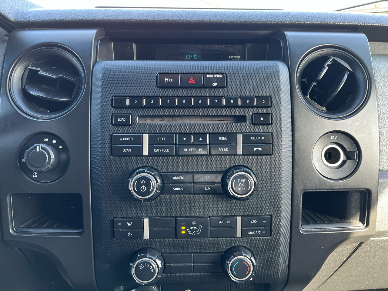 Ford F-150 4WD SuperCrew 145" King Ranch 2014