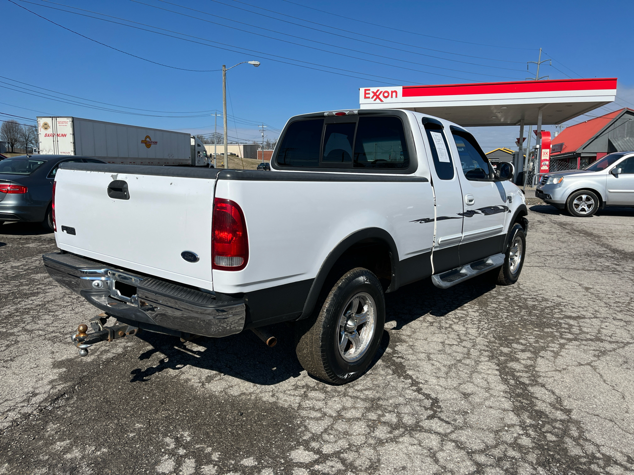 Ford F-150 Supercab 139" XLT 2000