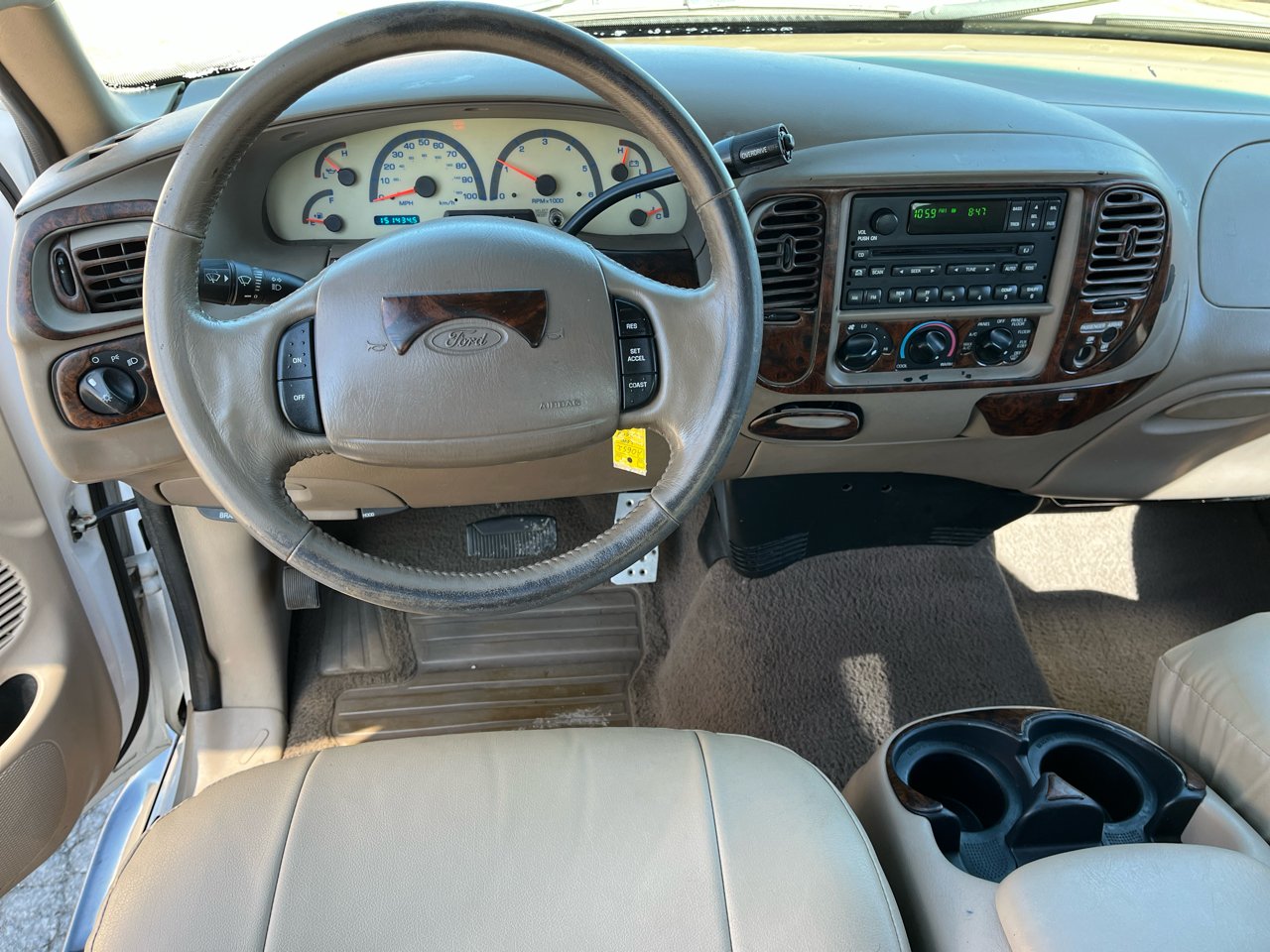 Ford F-150 Supercab 139" XLT 2000