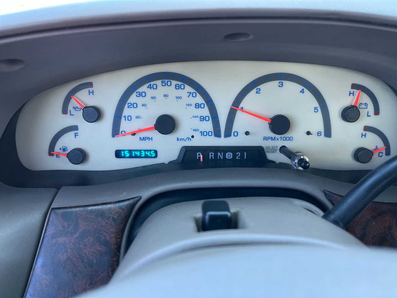 Ford F-150 Supercab 139" XLT 2000