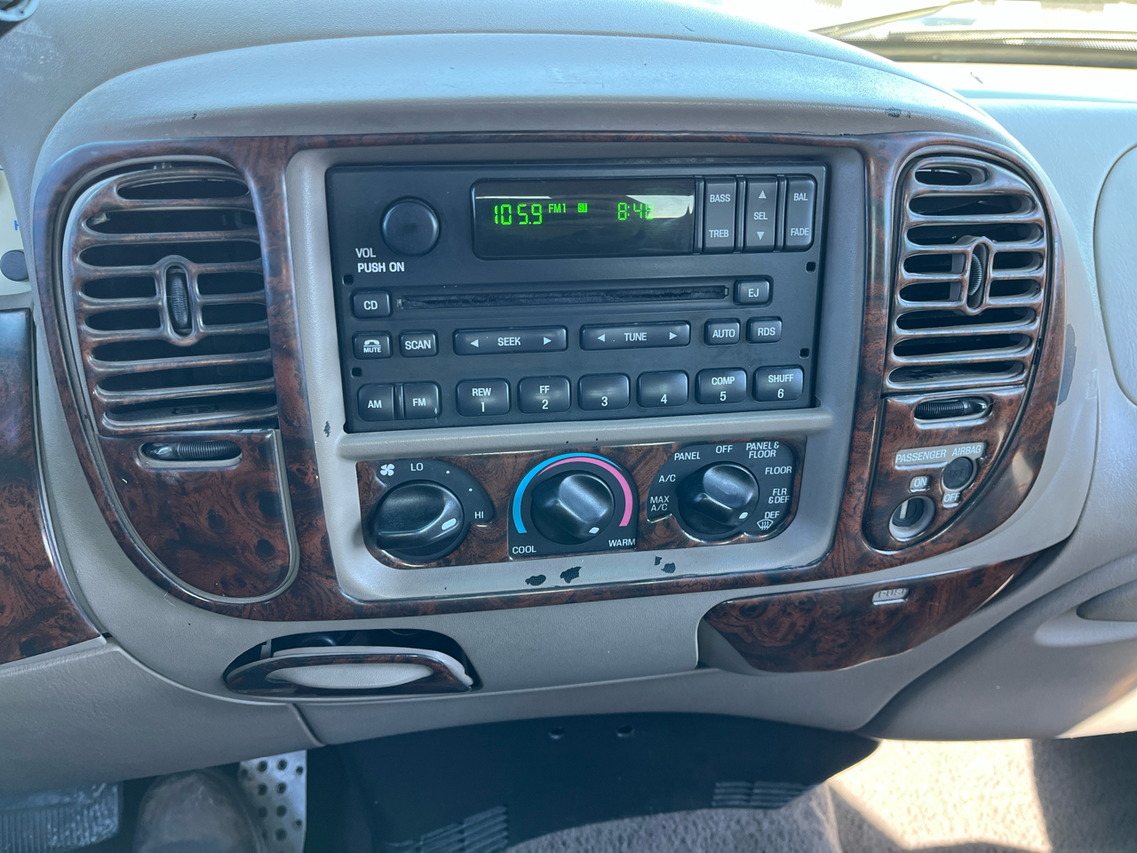 Ford F-150 Supercab 139" XLT 2000