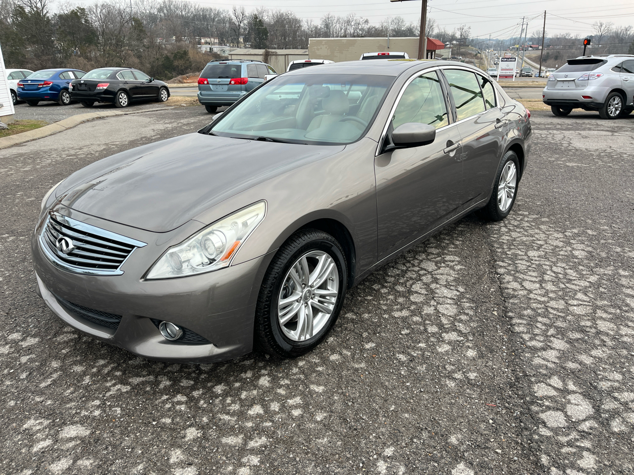 Infiniti G37 Sedan 4dr x AWD 2013