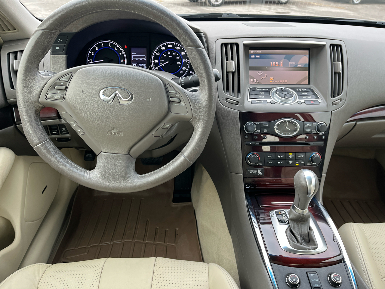 Infiniti G37 Sedan 4dr x AWD 2013