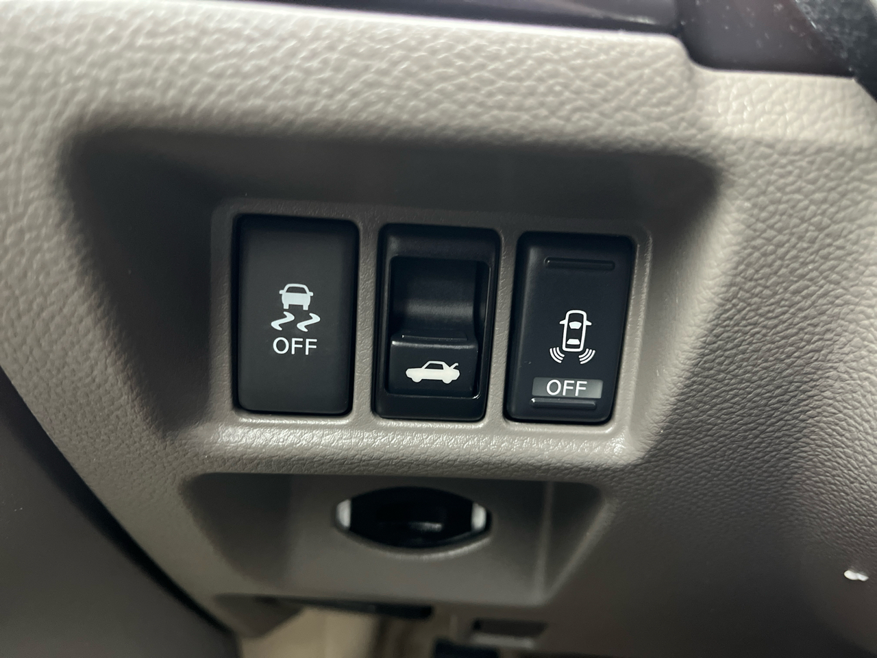 Infiniti G37 Sedan 4dr x AWD 2013