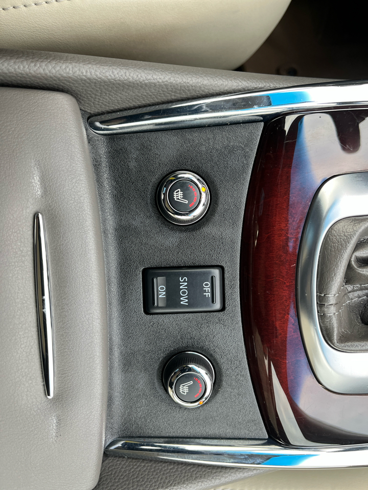 Infiniti G37 Sedan 4dr x AWD 2013