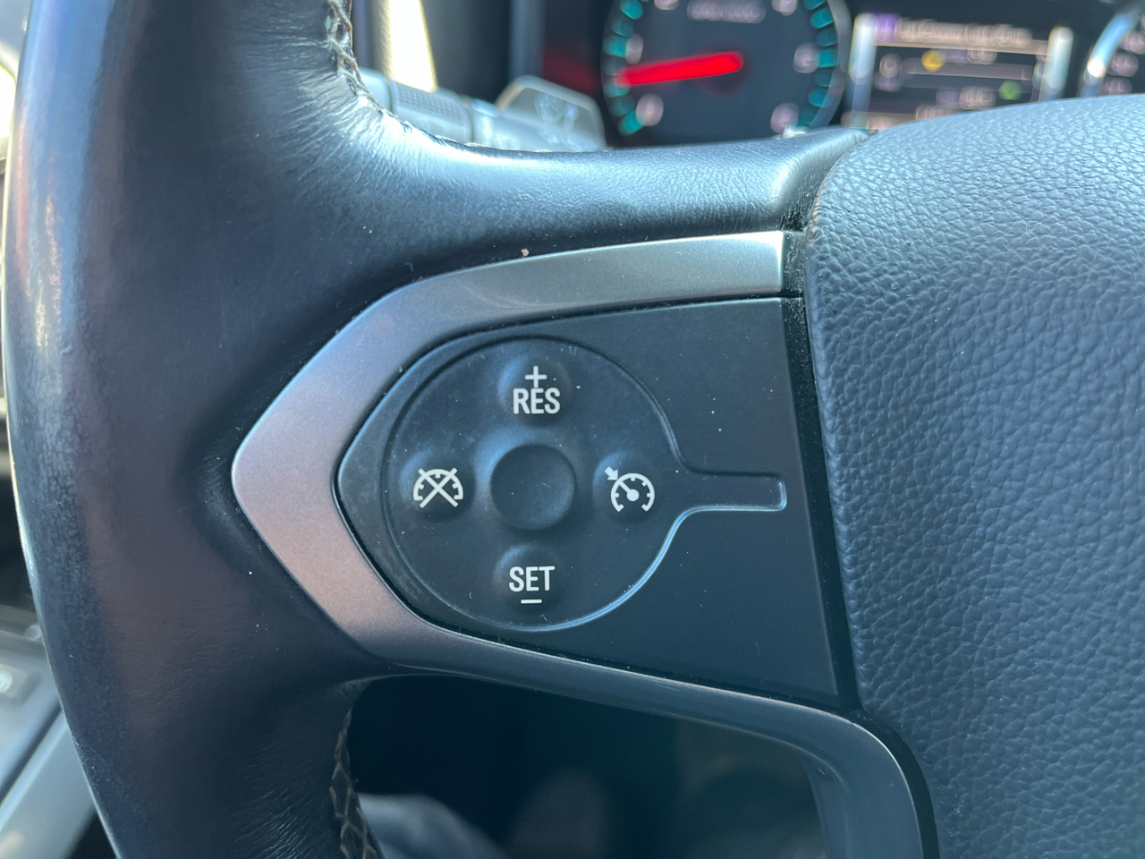 Chevrolet Silverado 1500 4WD Crew Cab 143.5" LT w/2LT 2016