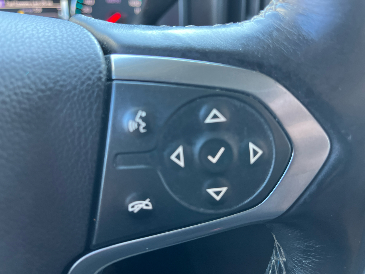 Chevrolet Silverado 1500 4WD Crew Cab 143.5" LT w/2LT 2016