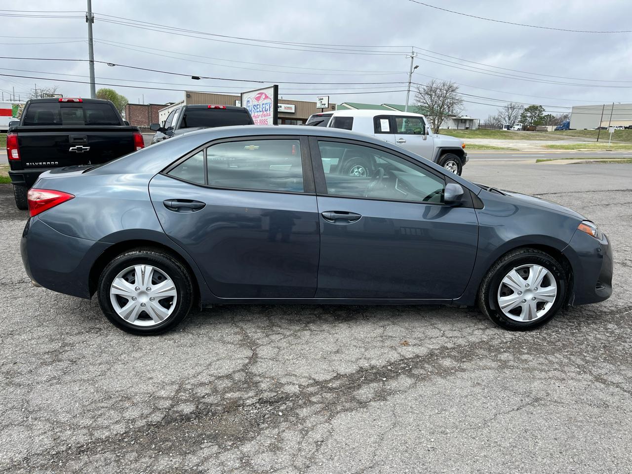 Toyota Corolla LE 2019