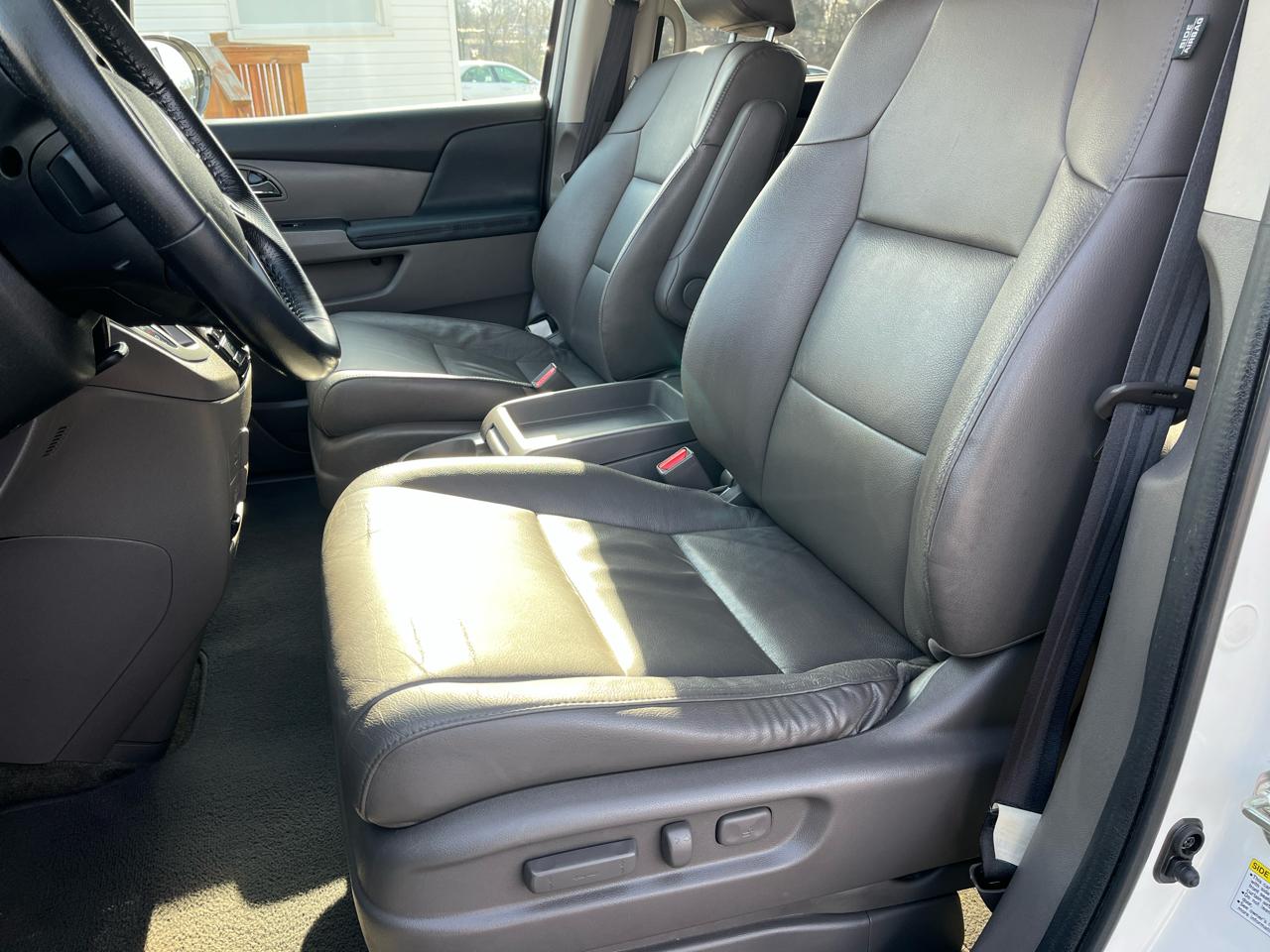 Honda Odyssey 5dr Touring Elite 2016