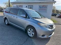 2011 Toyota Sienna 