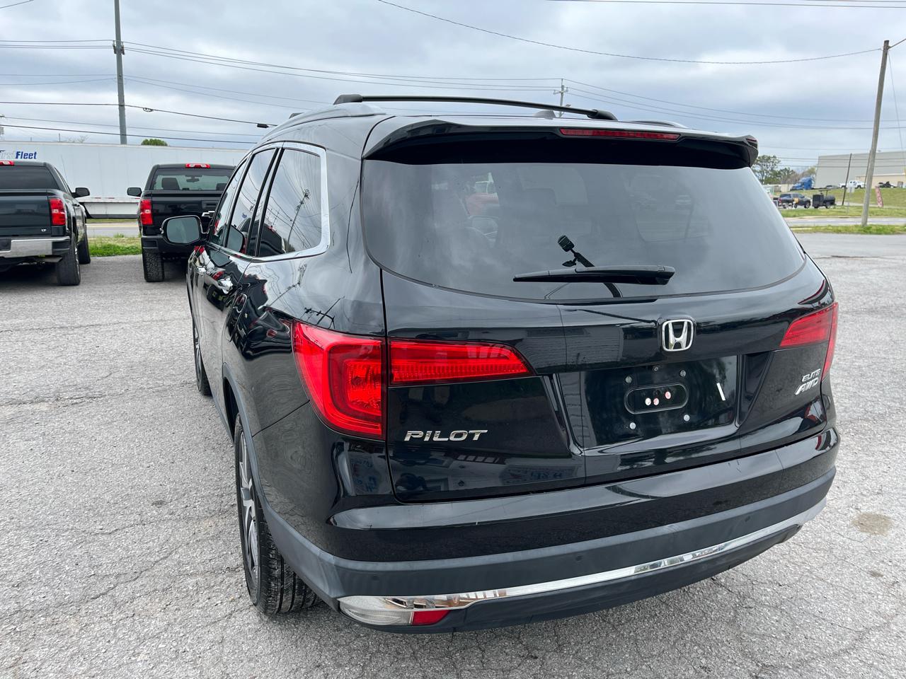 Honda Pilot Elite AWD 2017