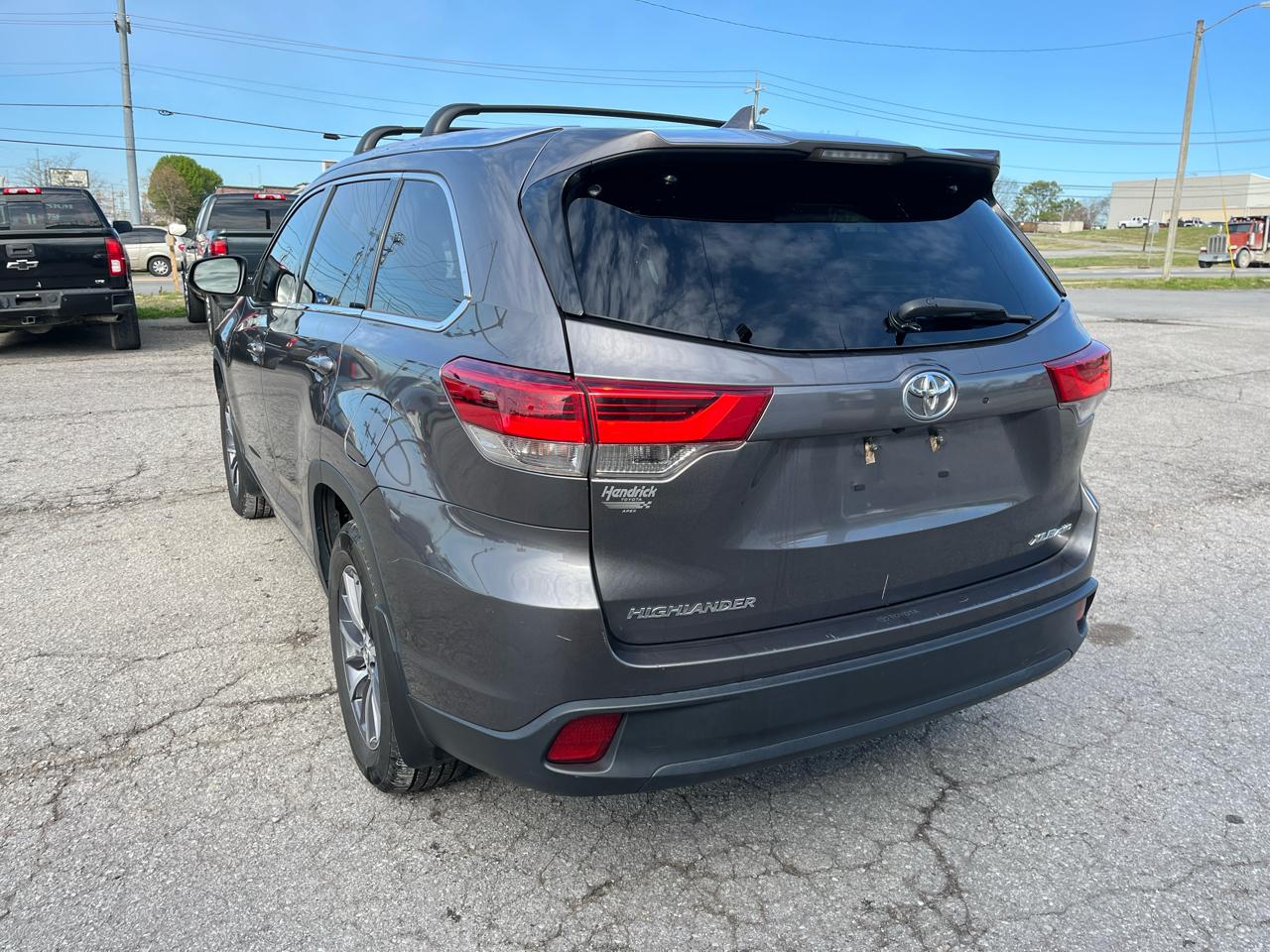 Toyota Highlander XLE 4D SUV AWD 2018