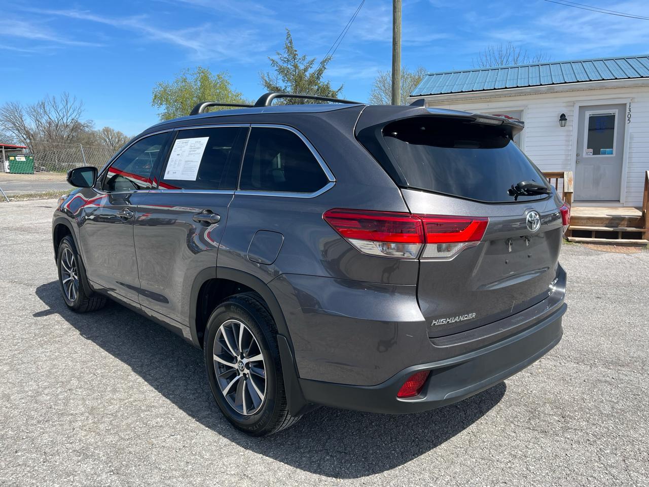 Toyota Highlander XLE 4D SUV AWD 2018