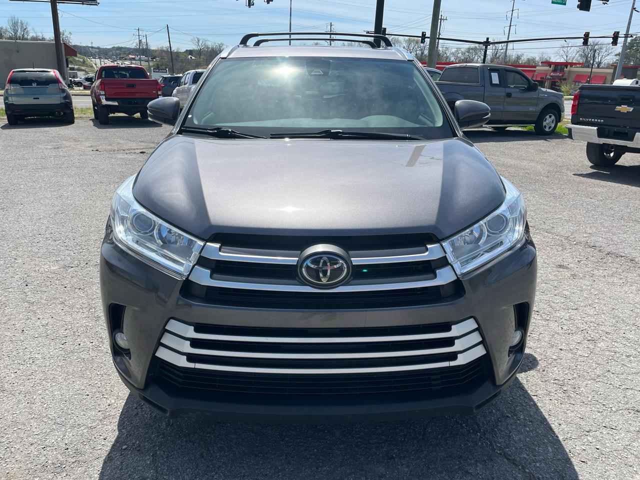 Toyota Highlander XLE 4D SUV AWD 2018