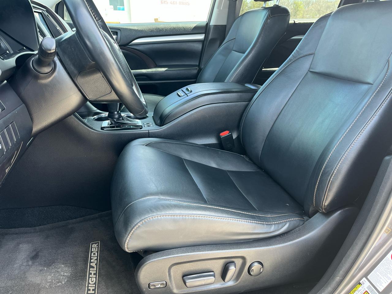 Toyota Highlander XLE 4D SUV AWD 2018