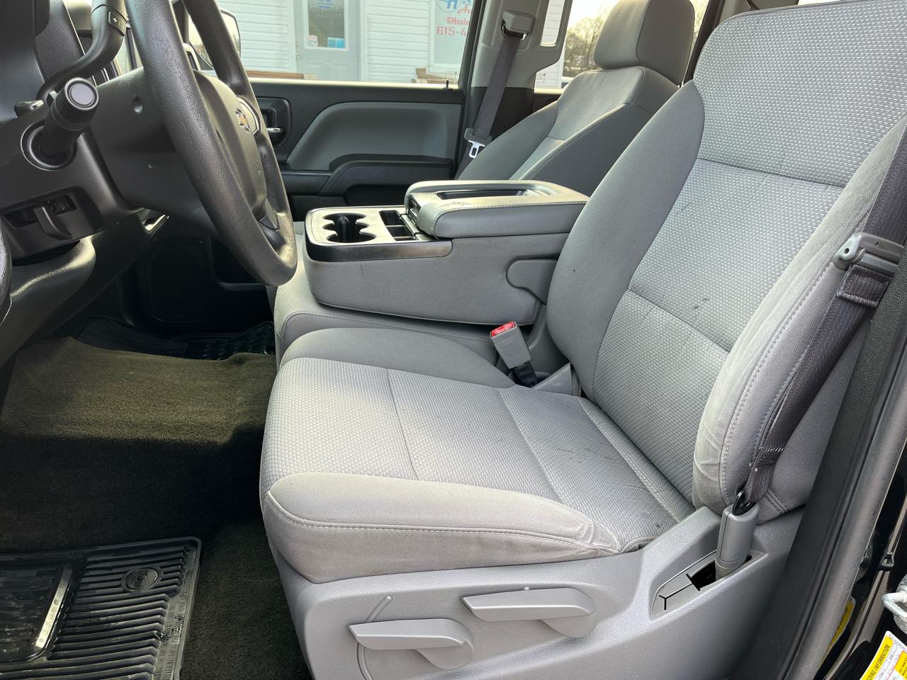 Chevrolet Silverado 1500 2WD Double Cab 143.5" Custom 2017