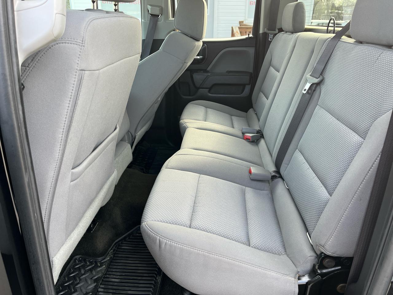 Chevrolet Silverado 1500 2WD Double Cab 143.5" Custom 2017