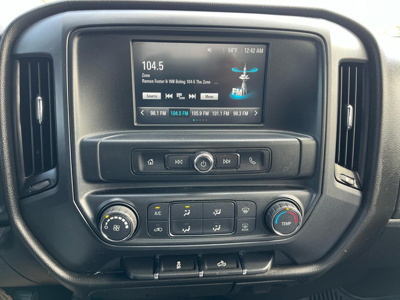 Chevrolet Silverado 1500 2WD Double Cab 143.5" Custom 2017