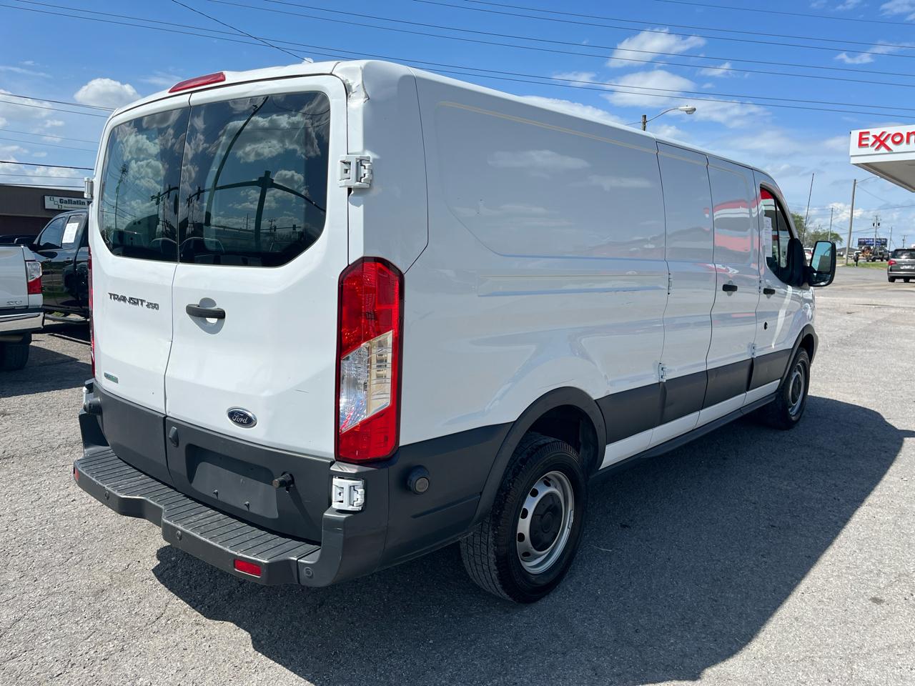 Ford Transit Cargo Van T-250 148" Low Rf 9000 GVWR Swing-Out RH Dr 2016