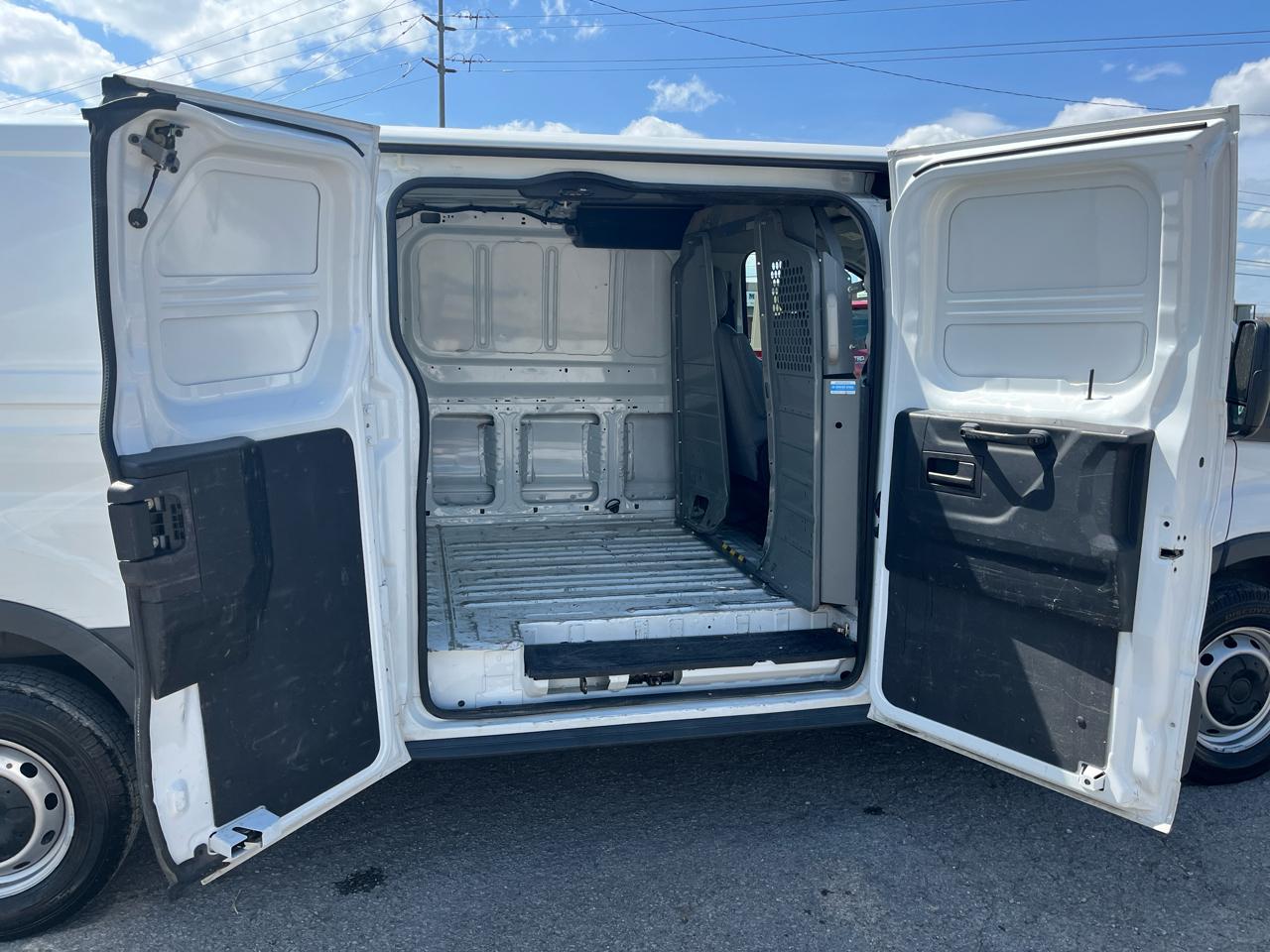 Ford Transit Cargo Van T-250 148" Low Rf 9000 GVWR Swing-Out RH Dr 2016