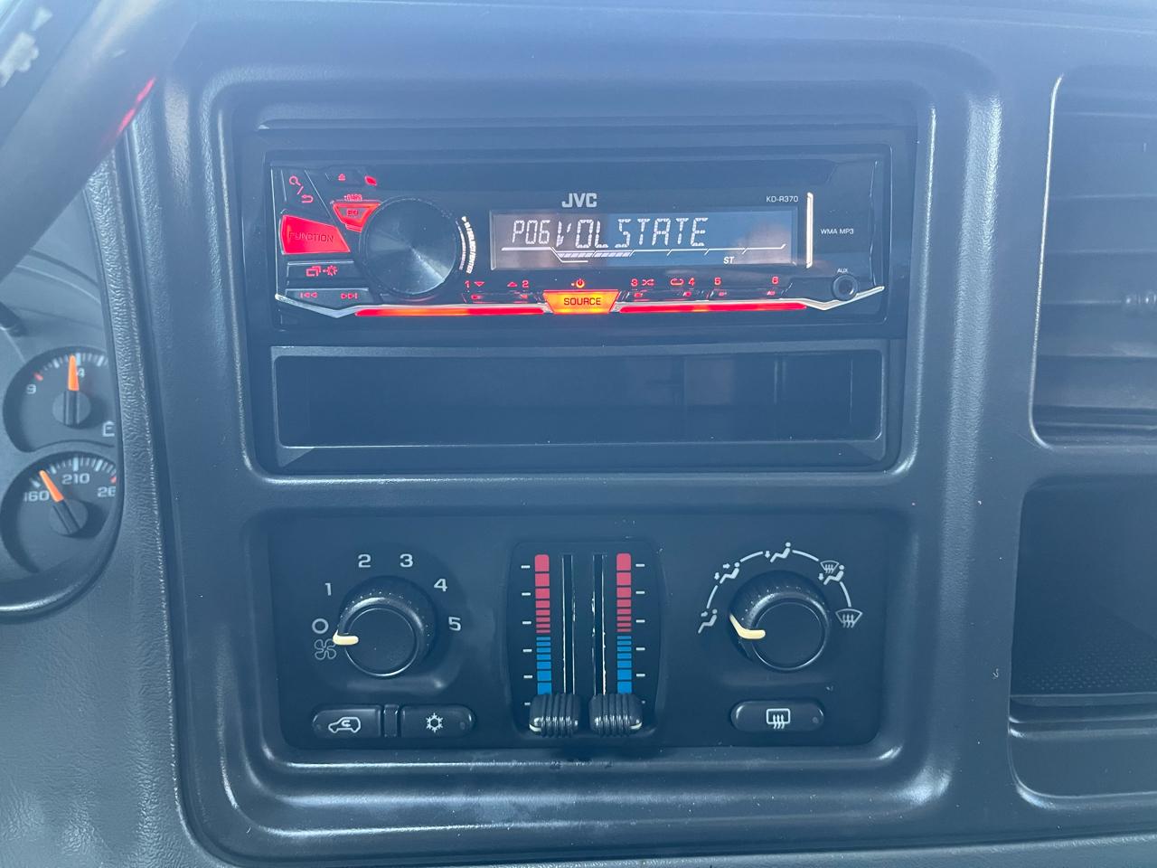 Chevrolet Silverado 1500 Crew Cab 143.5" WB LS 2005