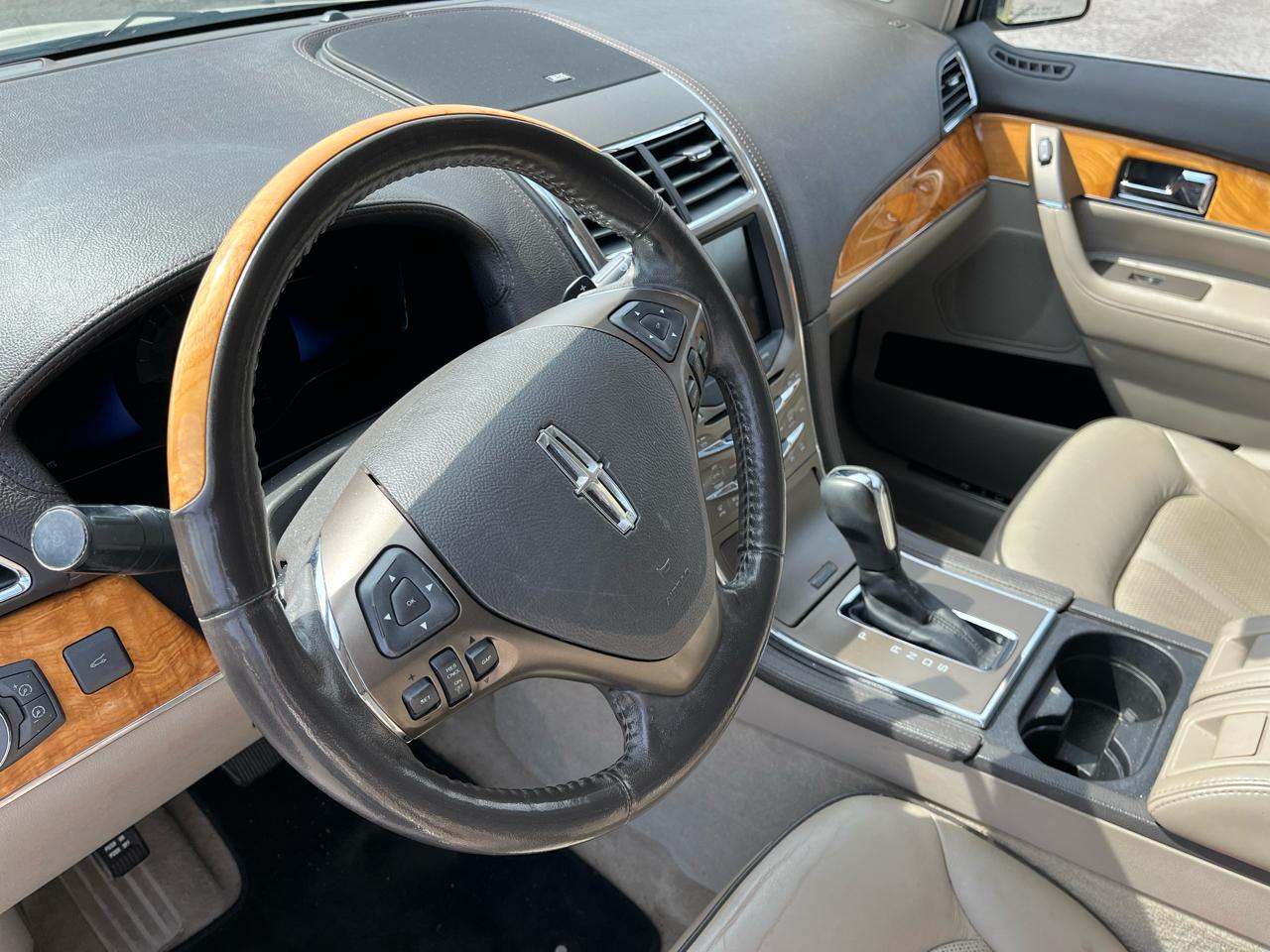 Lincoln MKX FWD 4dr 2013