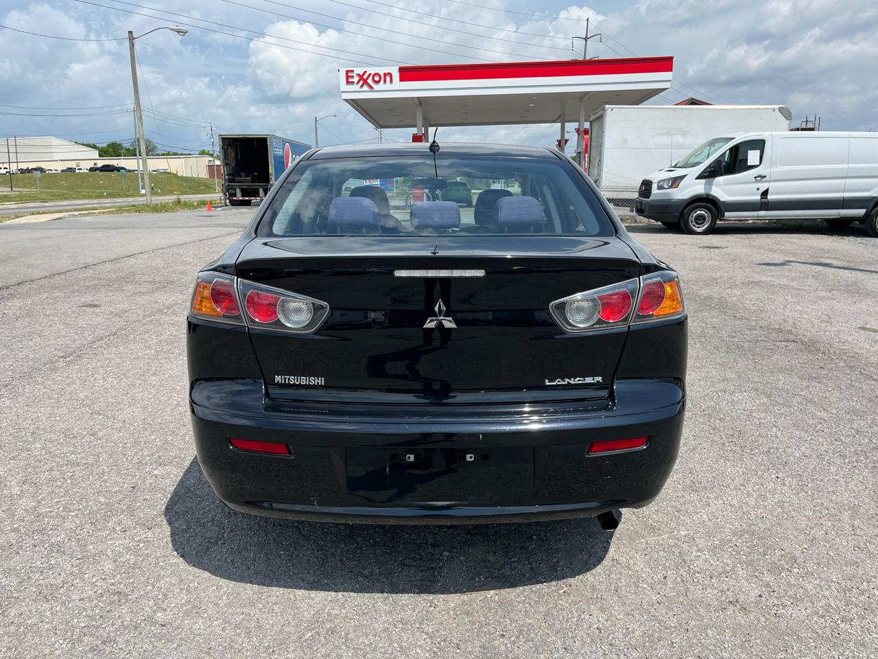 Mitsubishi Lancer ES 4D Sedan 2014