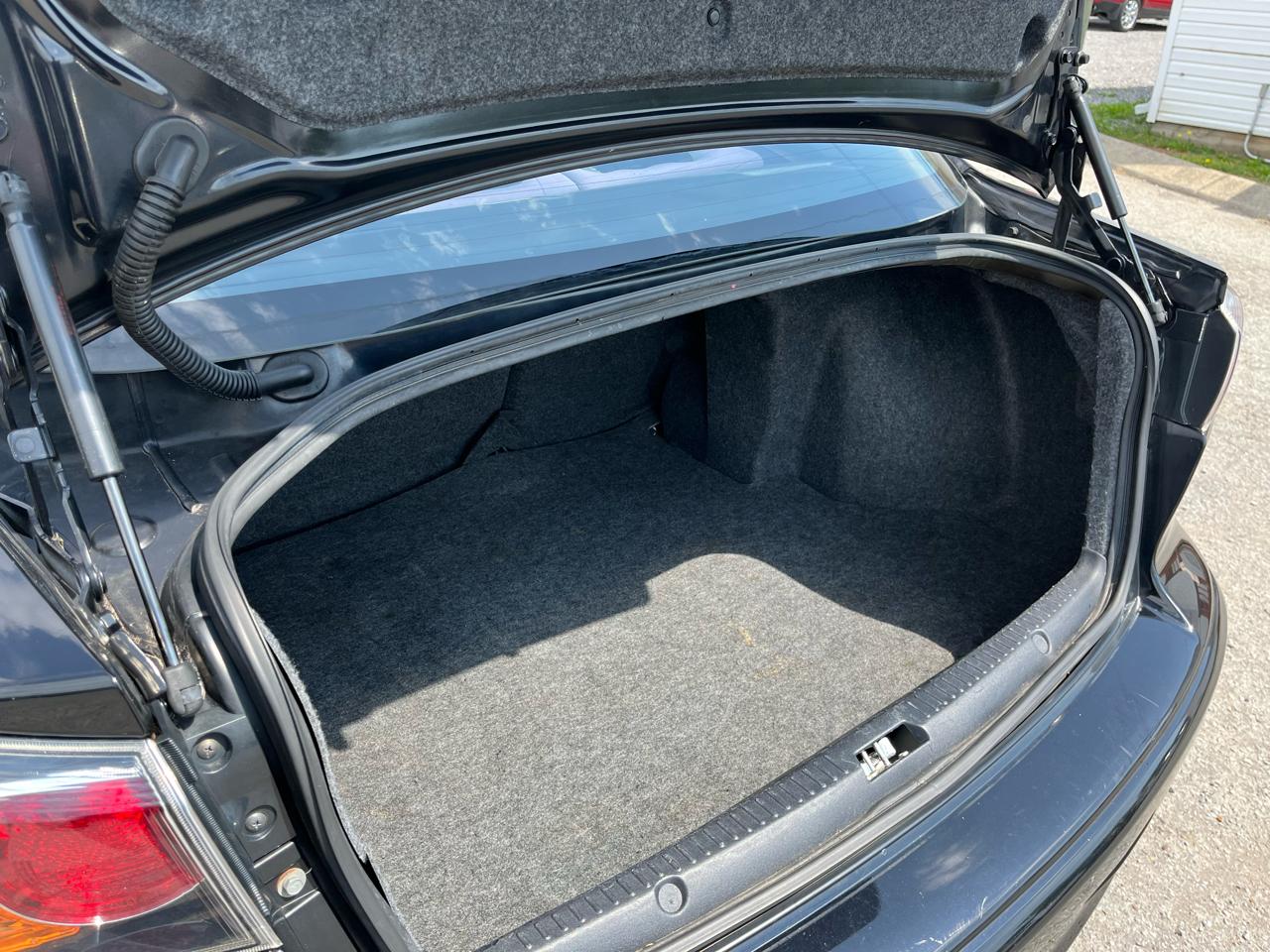 Mitsubishi Lancer ES 4D Sedan 2014