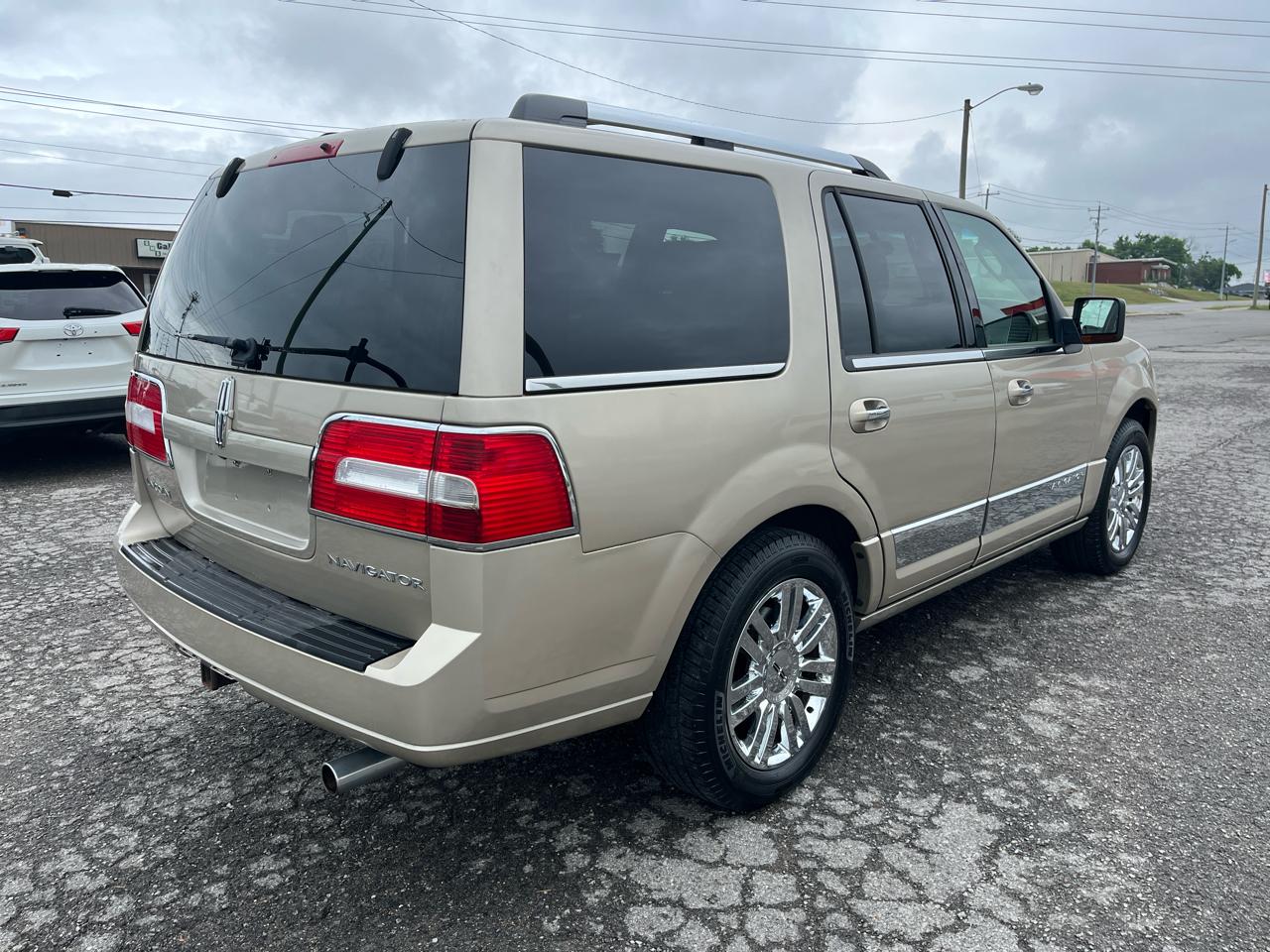 Lincoln Navigator 2WD 4dr 2008