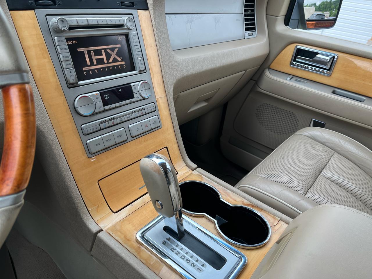 Lincoln Navigator 2WD 4dr 2008