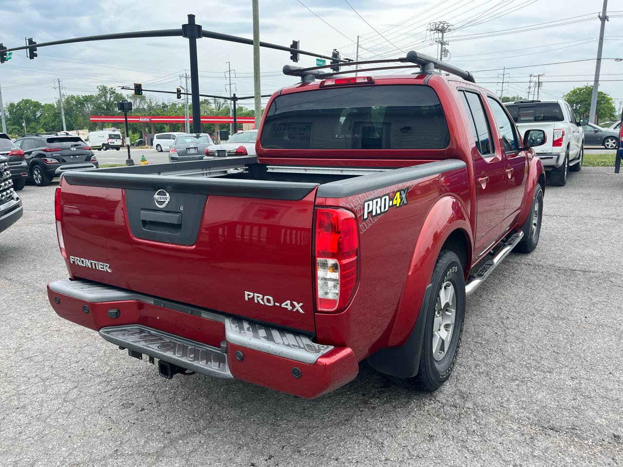 Nissan Frontier 4WD Crew Cab SWB Auto PRO-4X 2013