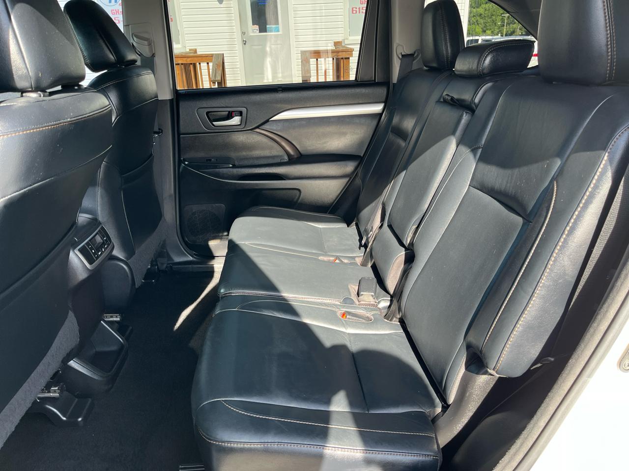 Toyota Highlander XLE FWD V6 2018