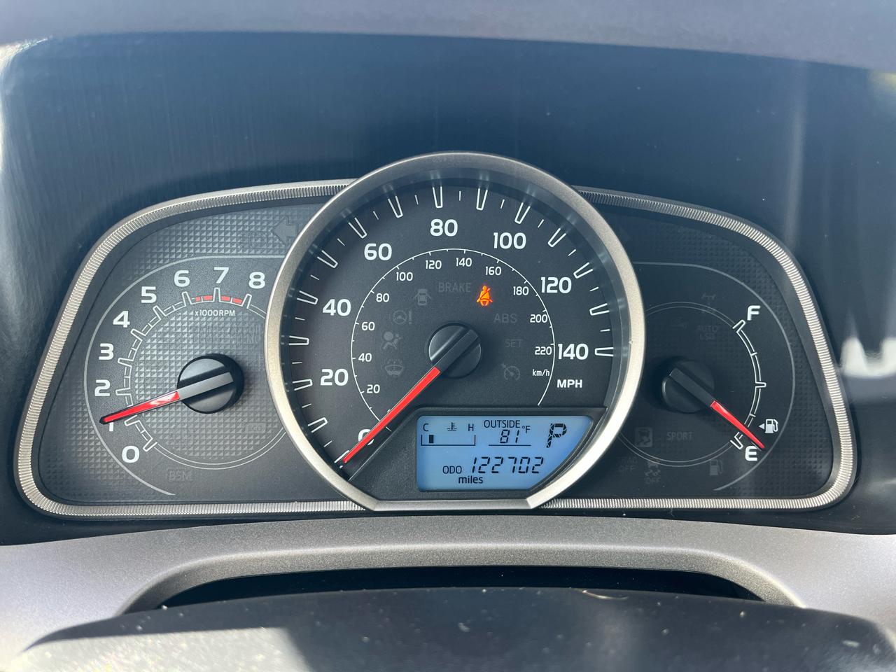 Toyota RAV4 FWD 4dr XLE (Natl) 2013