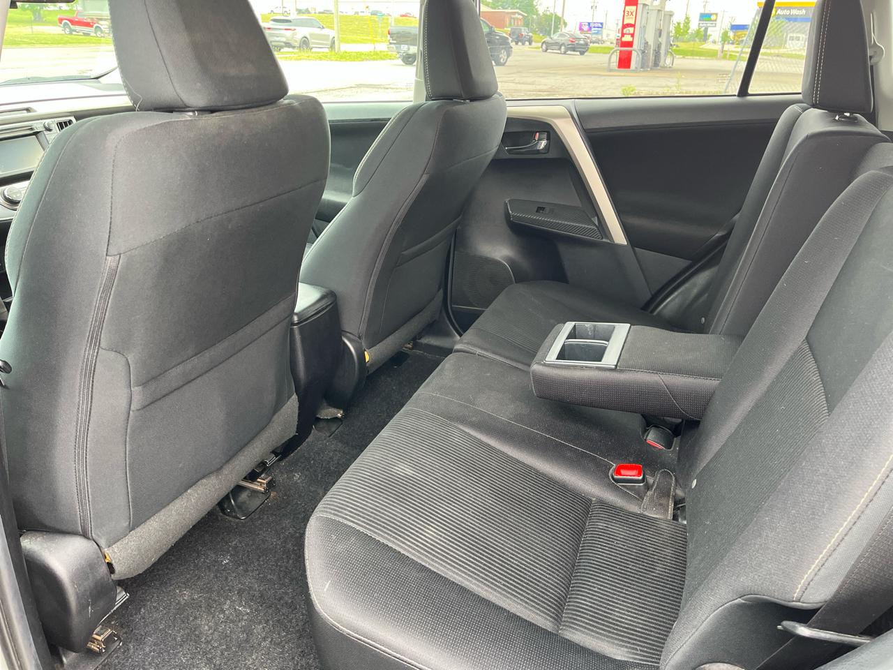 Toyota RAV4 FWD 4dr XLE (Natl) 2015