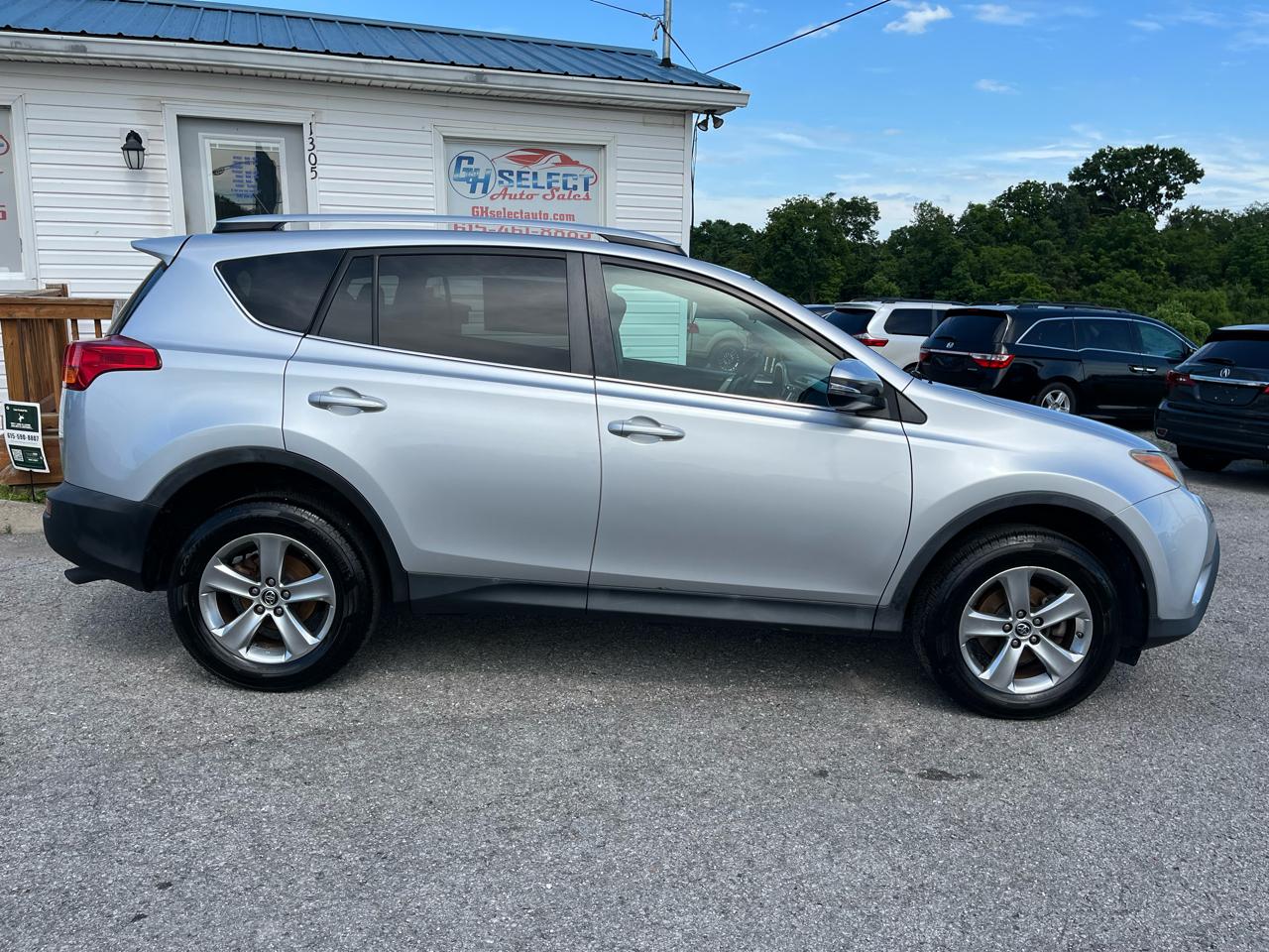 Toyota RAV4 FWD 4dr XLE (Natl) 2015