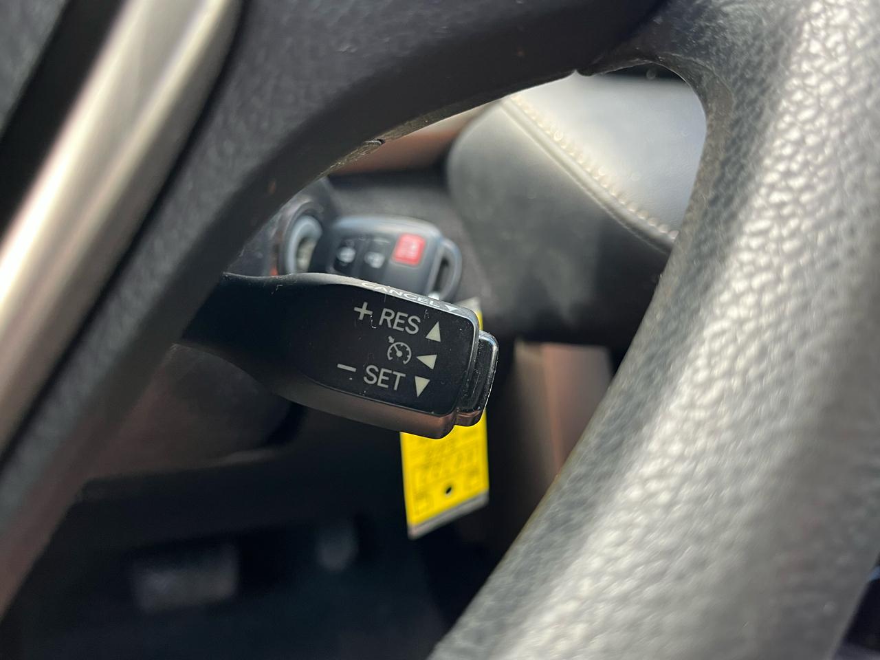 Toyota RAV4 FWD 4dr XLE (Natl) 2015
