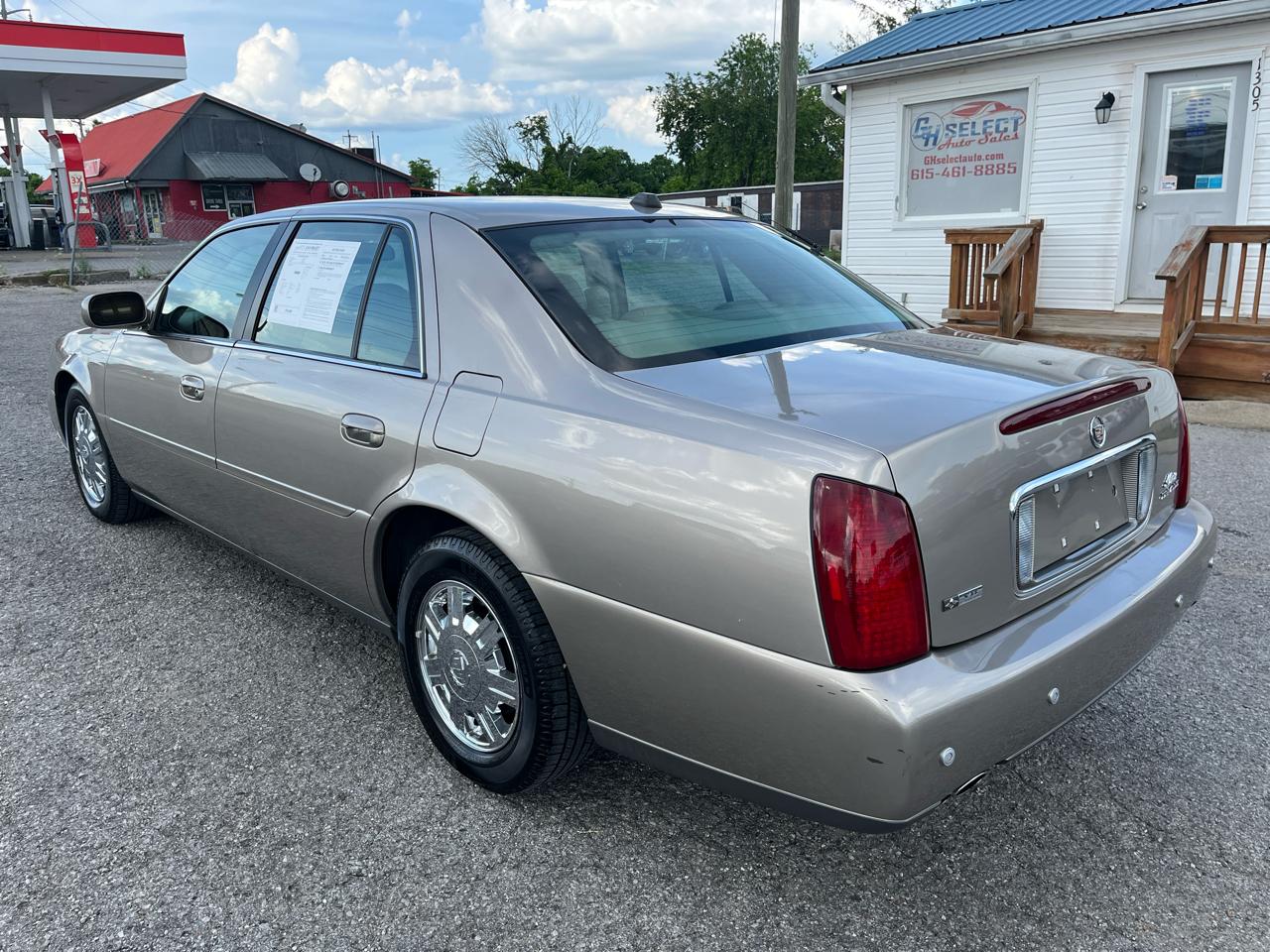 Cadillac DeVille 4dr Sdn 2004