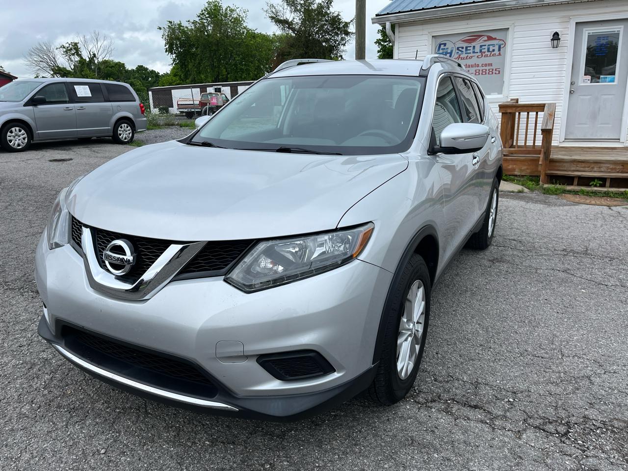 Nissan Rogue FWD 4dr SV 2015
