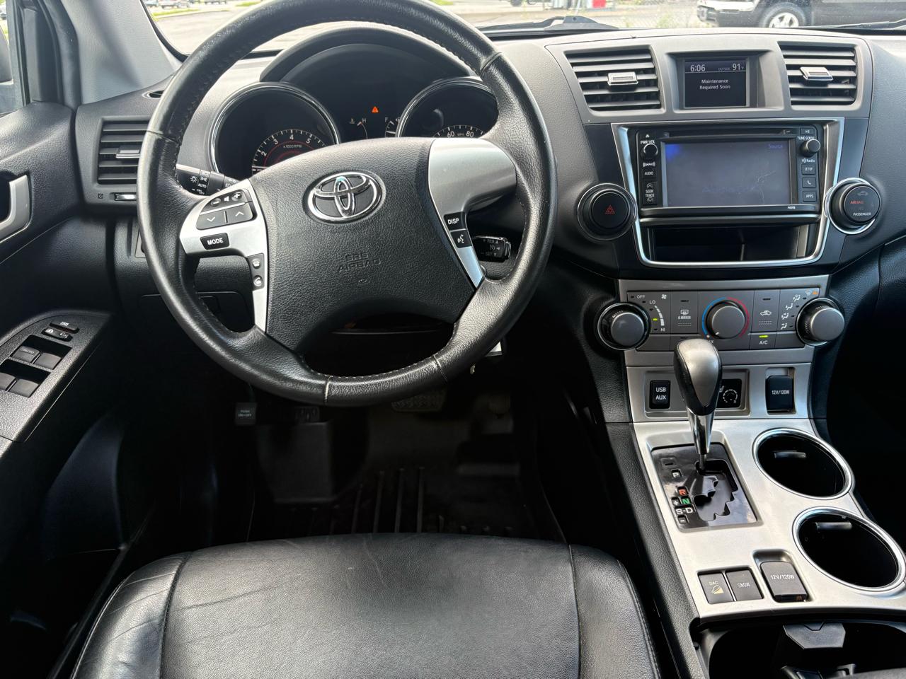 Toyota Highlander 4WD 4dr V6 (Natl) 2013