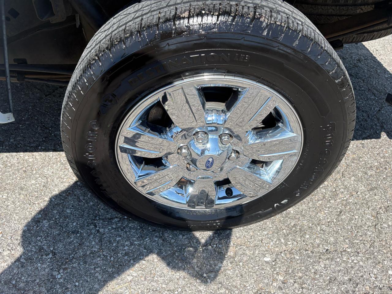 Ford F-150 2WD SuperCab 145" XLT 2011