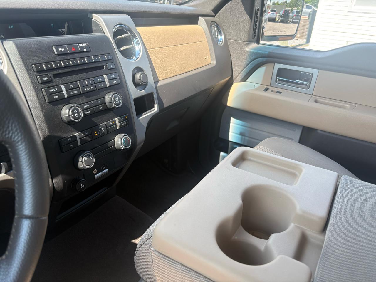 Ford F-150 2WD SuperCab 145" XLT 2011