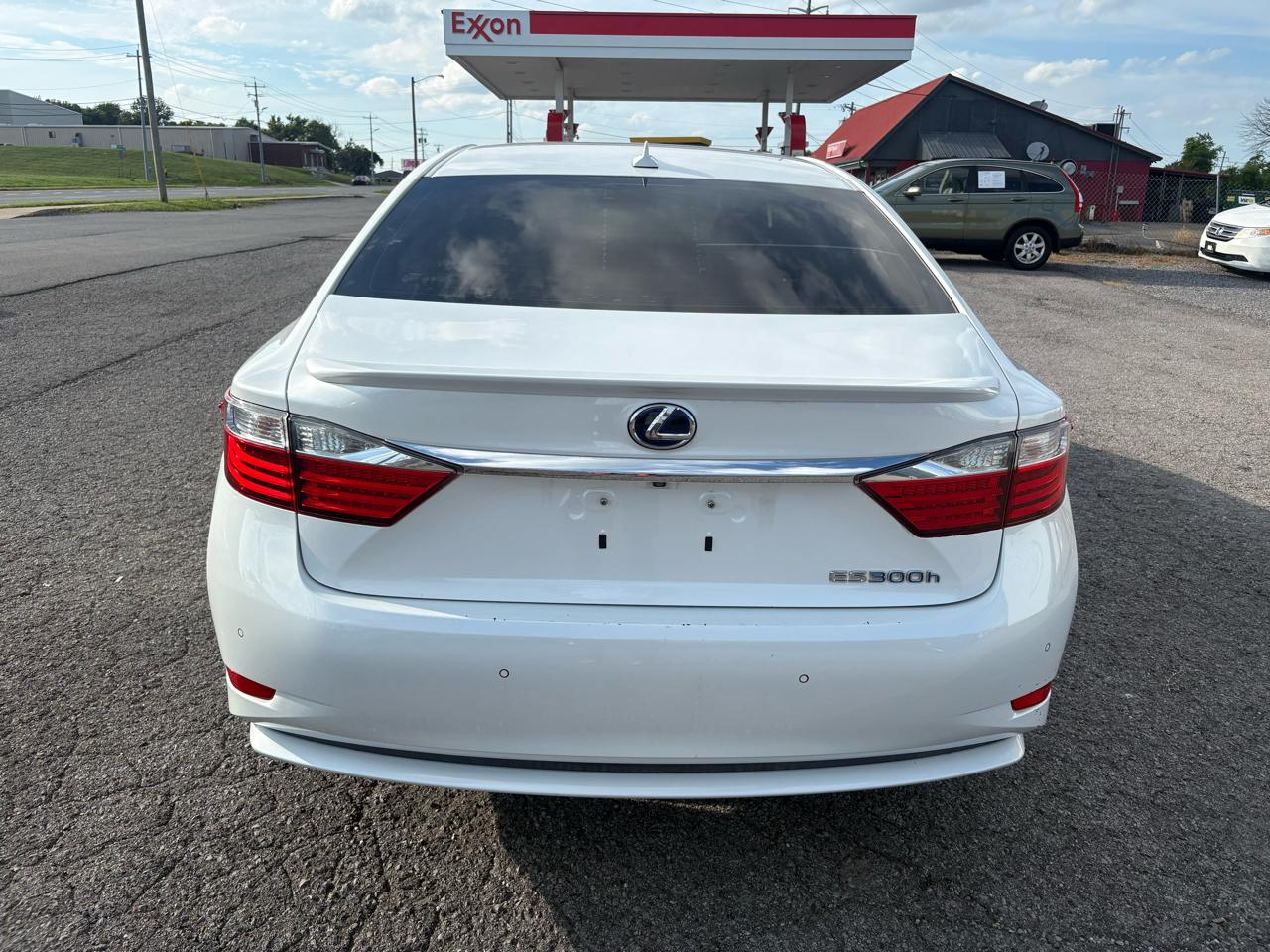Lexus ES 300h 4dr Sdn Hybrid 2013