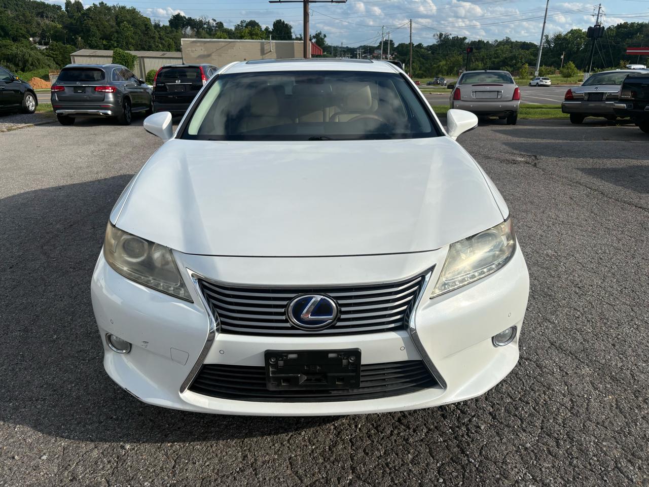 Lexus ES 300h 4dr Sdn Hybrid 2013