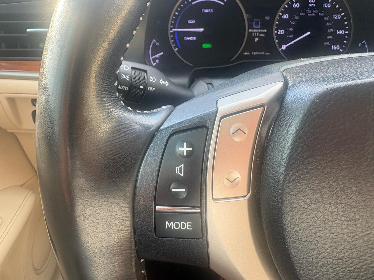 Lexus ES 300h 4dr Sdn Hybrid 2013