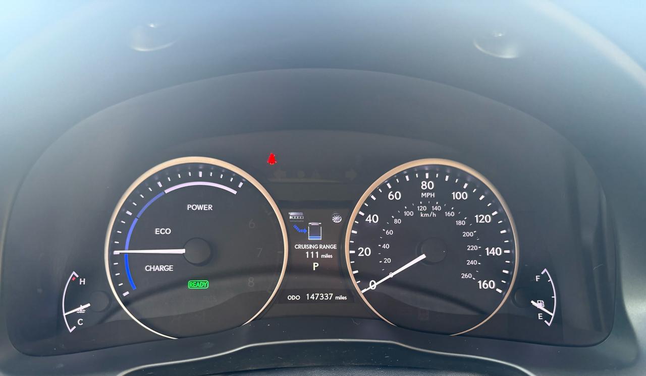 Lexus ES 300h 4dr Sdn Hybrid 2013